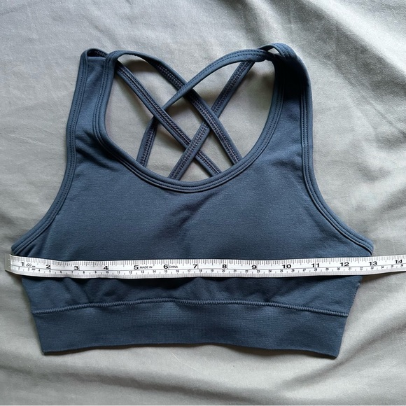 Alphalete Sports Bra - Picture 5 of 9